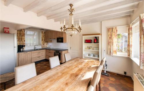 Westouter House | Stunning Home In Westouter With Sauna