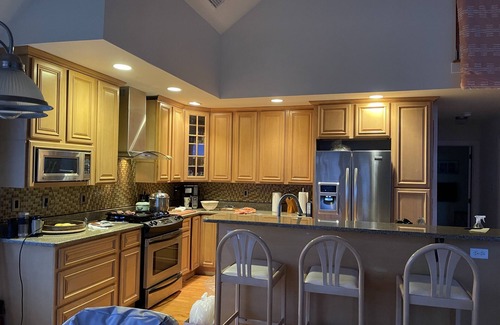 Wildwood House | Stunning home in Wildwood, central to everything w/bay views and roof top deck