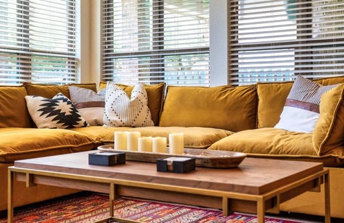 Dripping Springs House | Stunning Home with Outdoor Pool, HotTub and Yard