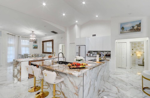 Greenview Shores House | Stunning House with Beautiful Lake. Wellington. Florida