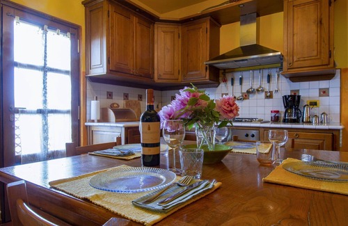 Coreglia Antelminelli House | Stunning private villa for 4 people with WIFI, A/C, TV, terrace and pets allowed