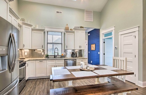 Greenwood Cottage | Stunning Lakefront Retreat w/Dock Access!