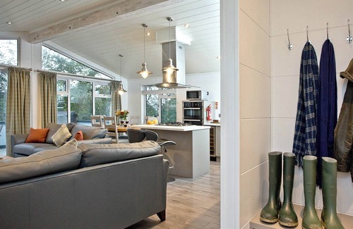 Axminster Ski Chalet | Stunning luxury lodge.