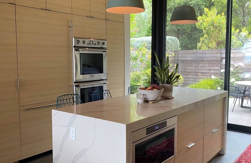 Upper Rockridge House | Stunning Modern 4-bedroom view home in Oakland Hills, 20 min to San Francisco