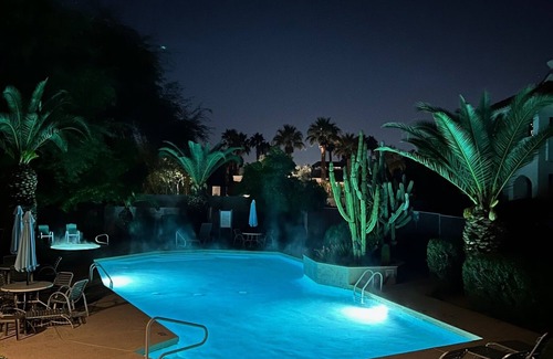 Paradise Valley Village Condo | Stunning Modern Condo Paradise Valley/Scottsdale