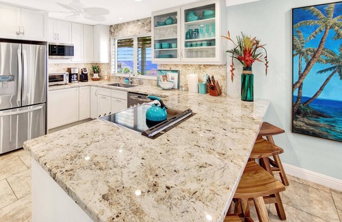 Poipu Condo | STUNNING OCEANFRONT PENTHOUSE 2Bd/2Ba *Fully Renovated, Pool * Poipu Palms Koloa