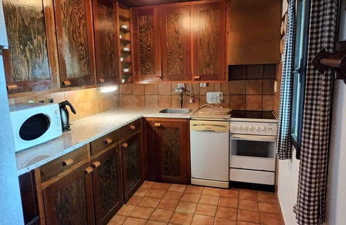 Smrzovka Villa | Stunning private villa for 12 people with TV, pets allowed and parking