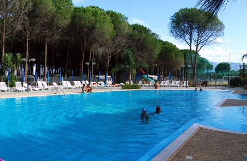 Marina di Schiavonea House | Stunning private villa for 4 guests with A/C, WIFI, pool, terrace, pets allowed and parking