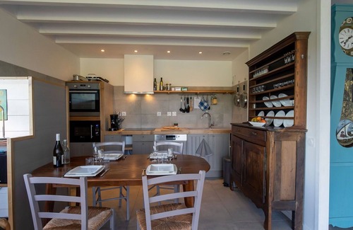 Locquirec House | Stunning private villa for 3 guests with WIFI, TV and terrace
