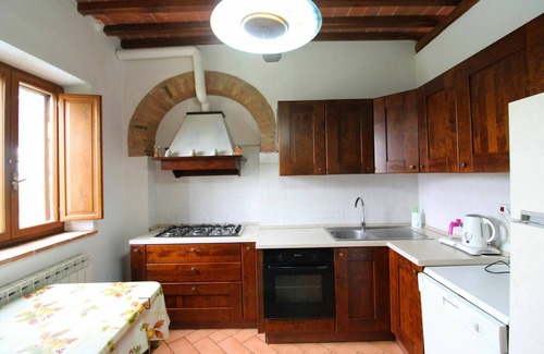 Torrita di Siena Villa | Stunning private villa for 15 people with private pool, WIFI, TV and parking, close to Montepulc.
