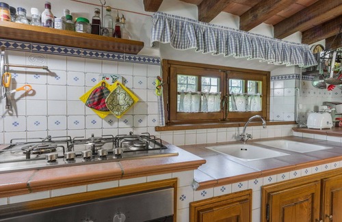 Gambassi Terme Villa | Stunning private villa with WIFI, A/C, private pool, TV, terrace, parking, close to San Gimignano