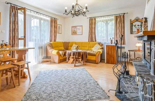 Poronin House | Stunning private villa for 6 people with WIFI, TV, terrace and parking