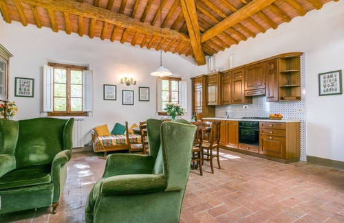 San Miniato House | Stunning private villa for 33 guests with WIFI, private pool, TV, patio, pets allowed and parking