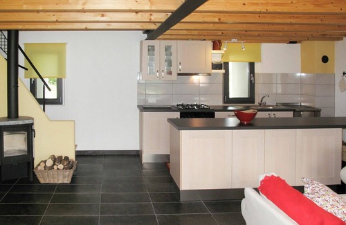 Ponto Valentino House | Stunning private villa for 8 people with TV, patio, pets allowed and parking