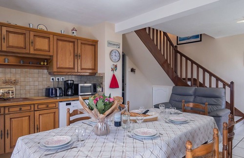 Plouarzel House | Stunning private villa for 8 people with WIFI, TV, terrace and pets allowed
