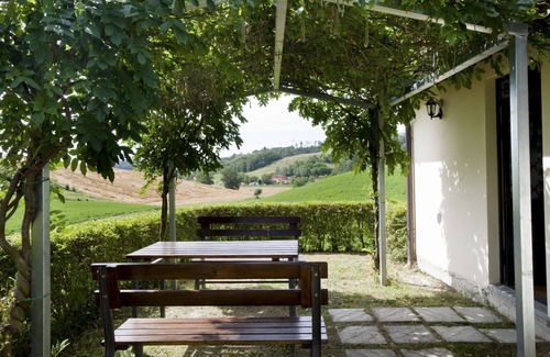 Cicogna House | Stunning private villa with pool, WIFI, patio, pets allowed, panoramic view and parking