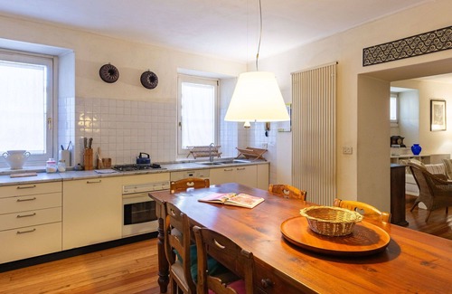 Dervio House | Stunning private villa for 6 people with WIFI, terrace and pets allowed