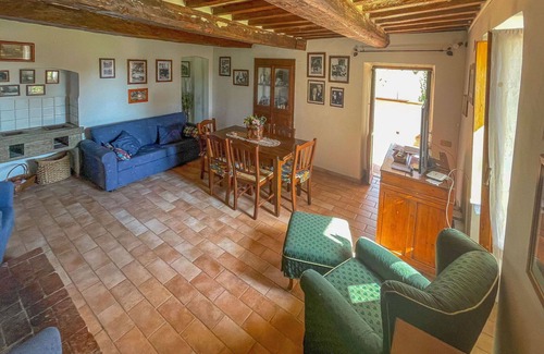 Nerbisci Villa | Stunning private villa with WIFI, private pool, TV, patio, pets allowed, panoramic view and park.