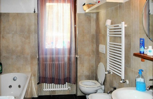 Itri Villa | Stunning private villa with WIFI, hot tub, A/C, private pool, TV, terrace, pets allowed and park.