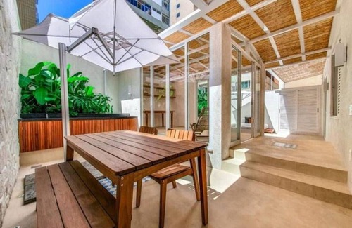 Ipanema Apartment | Stunning Sea View in Ipanema