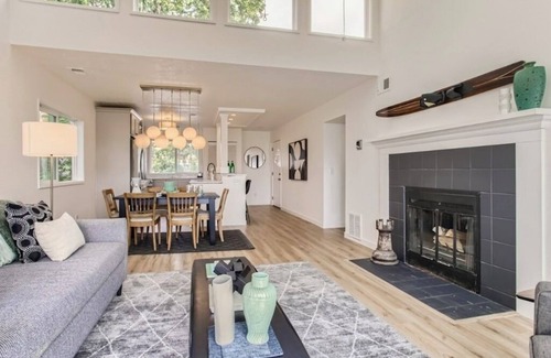 Portland Condo | Stunning Secluded 2BR Condo with View in St. Johns