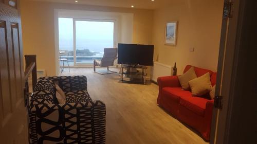 Cellardyke House | Stunning Shore Front house in historic Cellardyke