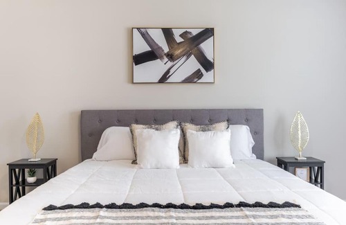 Cotswold House | Stunning SouthPark/Cotswold Home