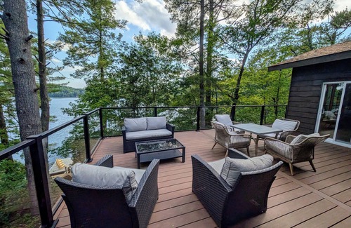 Val-des-Monts Cottage | Stunning, spacious and serene lakefront cottage!