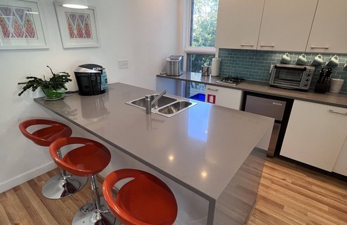 West Ashley House | Stunning Stono River Guesthouse w/Scenic Water Views & Pool