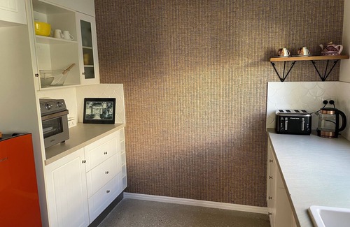 Victoria Point Apartment | Stunning Studio Apartment by the Beach, only 10 minutes drive to Sirromet Winery