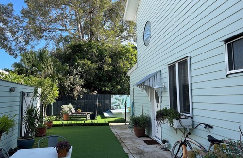 Victoria Point Apartment | Stunning Studio Apartment by the Beach, only 10 minutes drive to Sirromet Winery