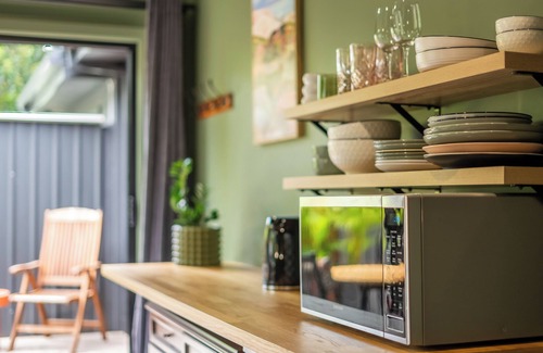Berkeley Apartment | Stunning Studio in Berkeley - Entire Private Guesthouse + No Shared Spaces