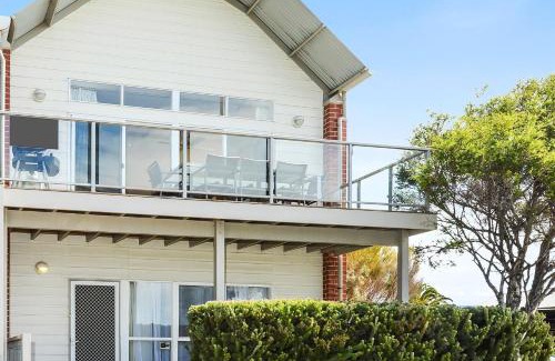 Victor Harbor House | Stunning Townhouse on the Foreshore