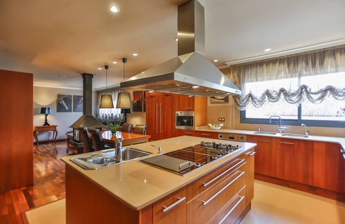 Vilanova I la Geltru Villa | Stunning Villa for family vacations
