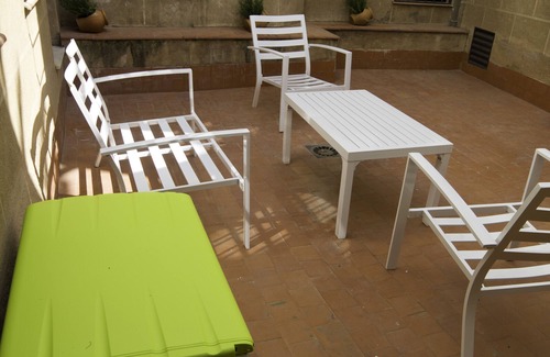 Santiago Apartment | Stunning Vacation Rental in Cáceres, España