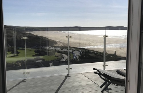 Woolacombe Apartment | Stunning views from large balcony and modern beautiful contemporary apartment