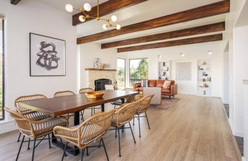 Sedona House | Stunning Views, Large Deck W/Private Hiking Trail
