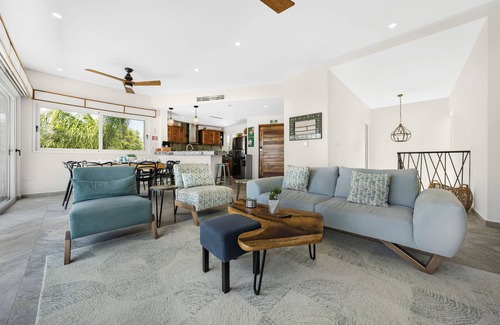 Isla Mujeres House | Stunning Views - New luxury home with 4 king suites, TWO pools and Ocean Access!