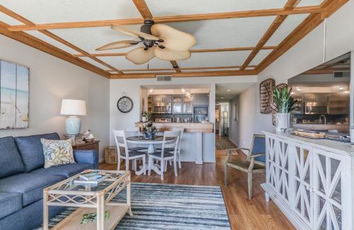 Oceanmarsh Subdivision House | Stunning Views - Pool and Ocean Views - Harbor Island Beach House