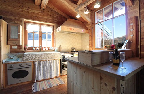 Frassilongo House | Stunning villa for 6 people with WIFI, TV, terrace, pets allowed and panoramic view
