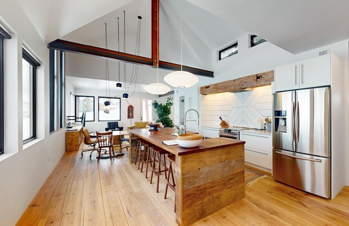 Crested Butte South House | Stunningly situated home with gorgeous mountain views & firepit