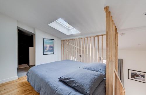 Saint - Michel Apartment | Style et caractère, climatisation