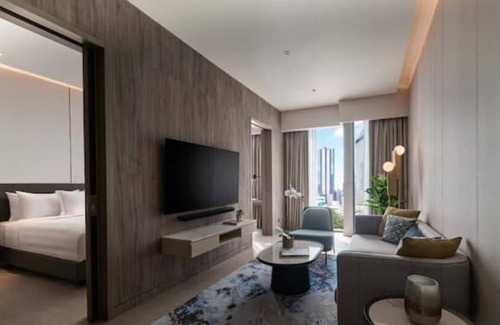 Golden Triangle Hotel | Stylish 1-BR Suite Premier Bukit Bintang Breakfast