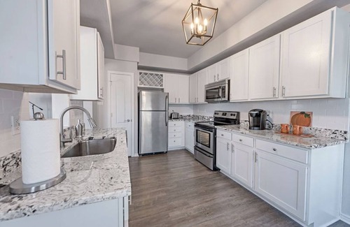 Barton Valley Condo | Stylish 1BR Condo at Barton Creek Villas