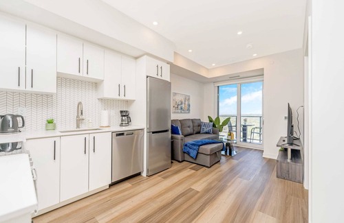Kitchener Condo | Stylish 1BR Condo w Balcony & Skyline Views