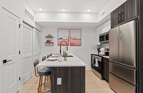 Mantua Apartment | Stylish 1BR - DT Philly by Art Museum & Key Sights