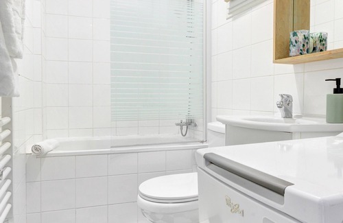 Arsenal Apartment | Stylish 1BR in Le Marais District