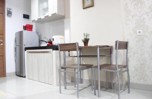 Hegarmanah Apartment | Stylish 1BR near ITB University at Dago Suites Apartment By Travelio