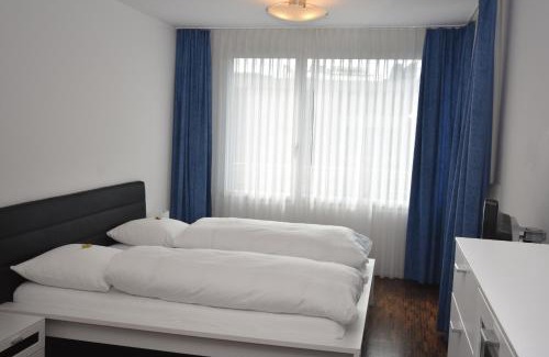 Seefeld Apartment | Stylish 1BR near lake and Opera - Flower 52