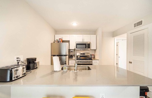 Mueller Apartment | Stylish 1BR Near UT | Mueller | Evonify 4030